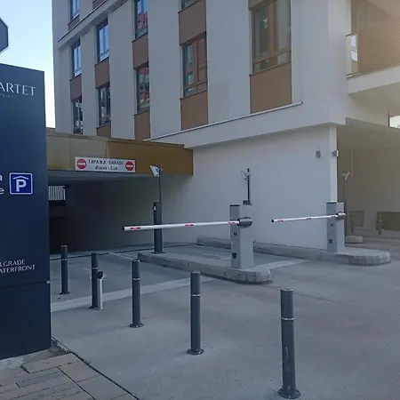 2 Na Vodi Waterfront Posaljite Poruku Radi Info O Nacinu Ulaska I Preuzimanje Kljuca